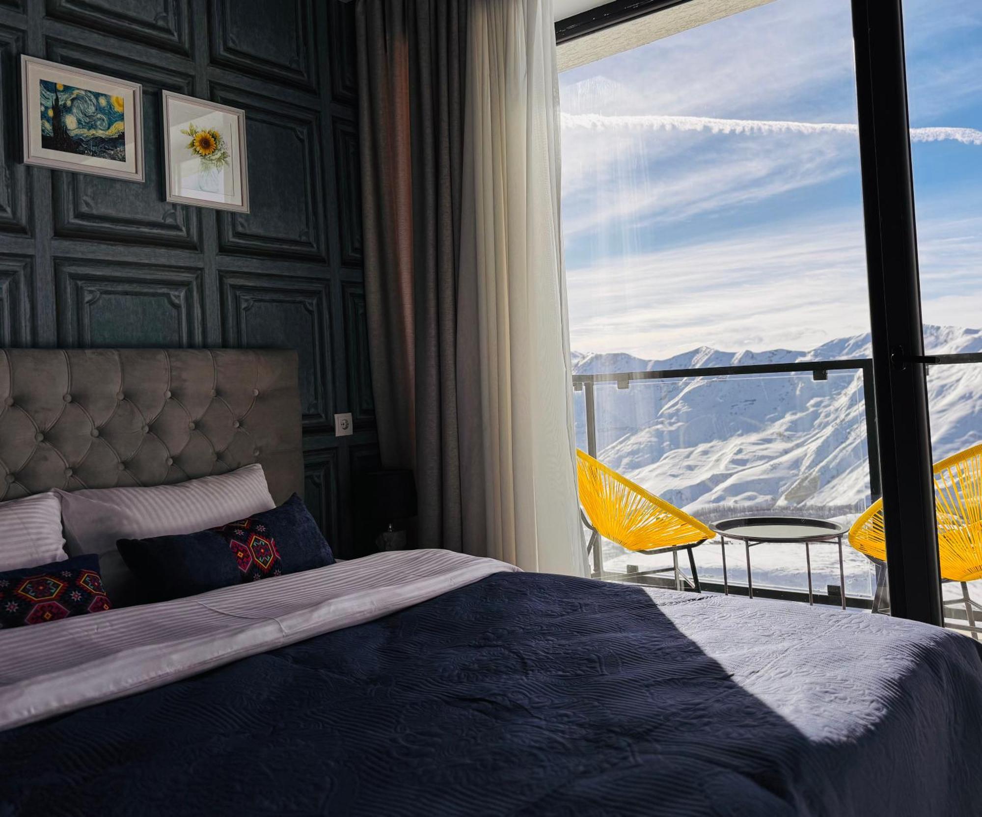Twins Apartment Deluxe, New Gudauri Eksteriør billede